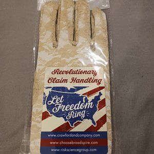 NWT! Lace Gloves